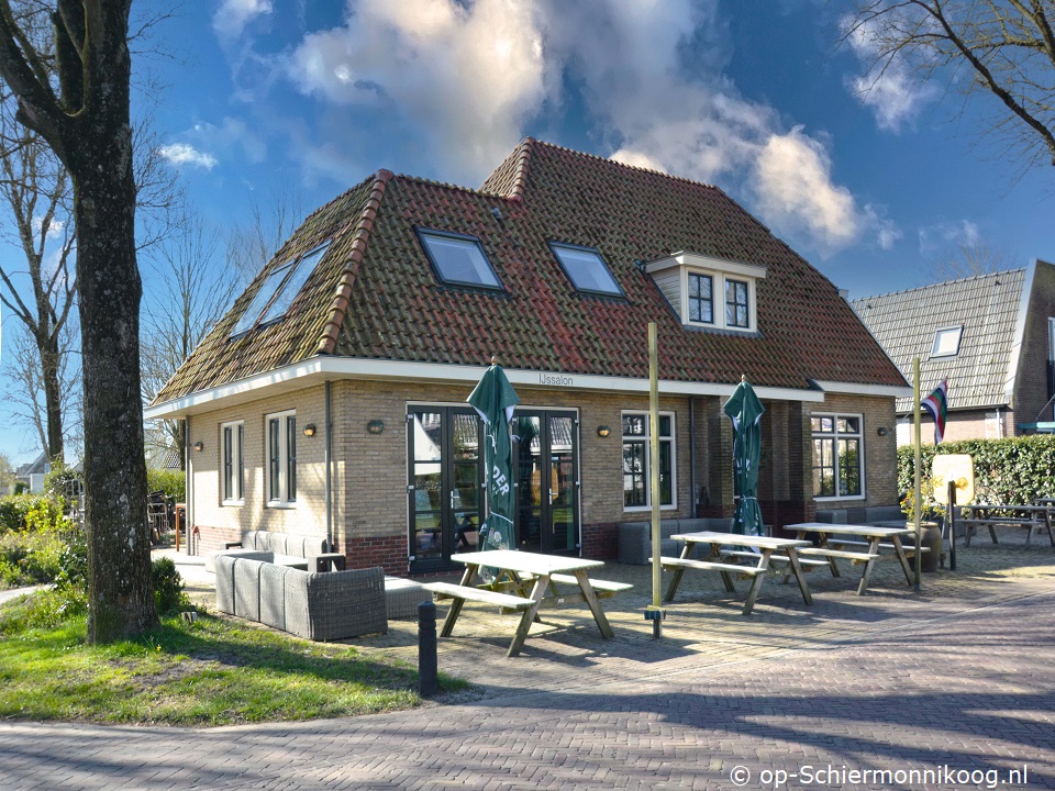 Strandbanck, Nach Schiermonnikoog während der Schulferien