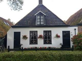 Eilanderhuisje Langestreek 28a, Ferienhaus auf Schiermonnikoog für 4 Personen